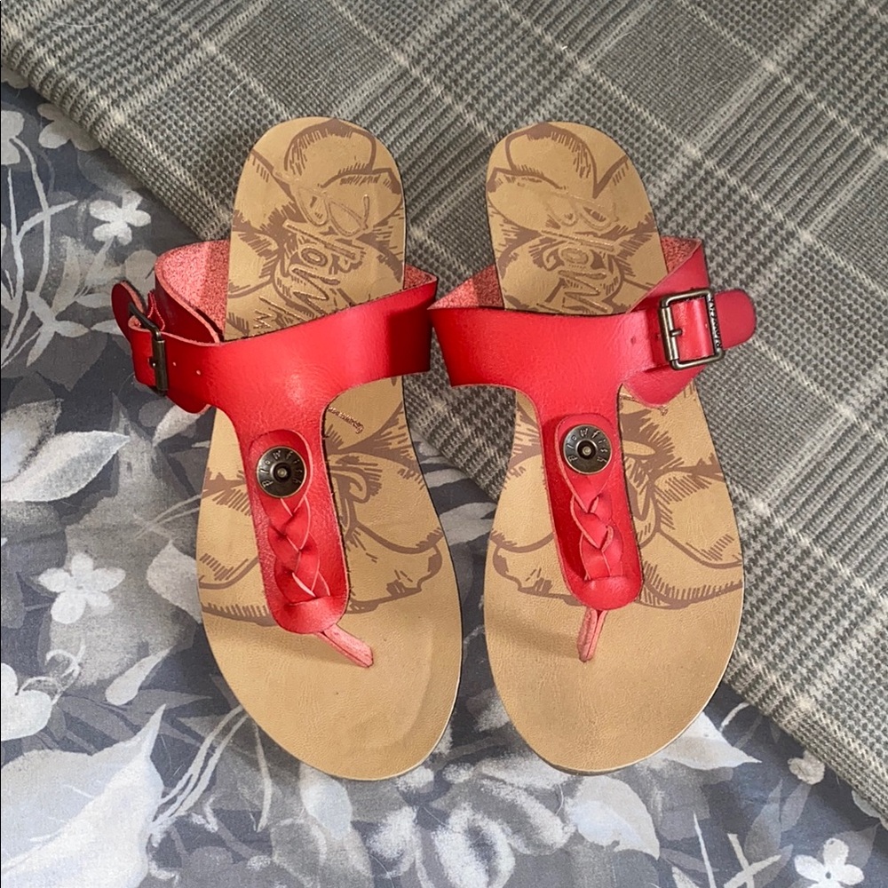 Blowfish Red Braided T-Strap Thong Sandals Size 7.5